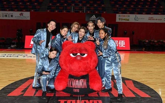 バスケファンも魅了！　D.LEAGUEのダンスチーム『CyberAgent Legit』がBリーグのコートに初登場！！