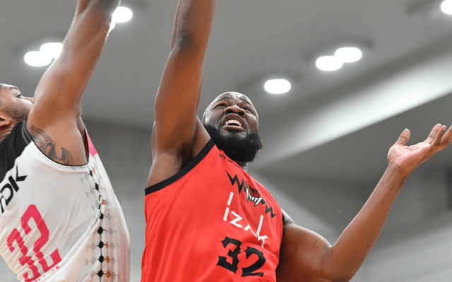 富山グラウジーズが秋田ノーザンハピネッツに連勝、マブンガは復帰戦から“トリプルダブル”に迫る活躍