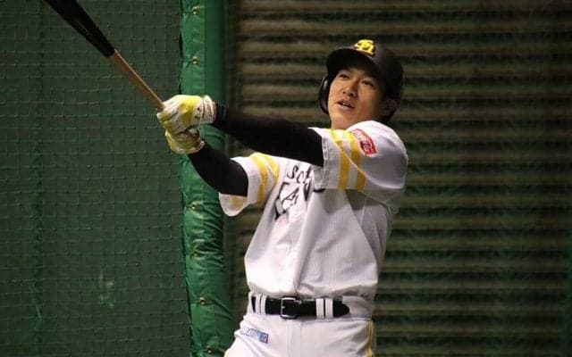 鷹・柳田、リハビリでもファン圧倒　“満振り”打撃動画に驚愕の声「常人じゃない」