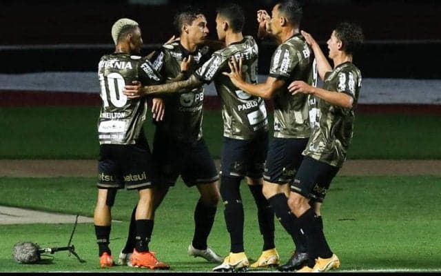 後半ATのPKでGKがセーブもラインから飛び出し退場、しかし急造GKも奇跡のセーブ！