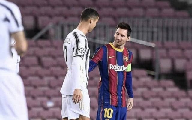 メッシ対ロナウド 「世界的な決闘」の投票結果は...現Jリーガーも選出！