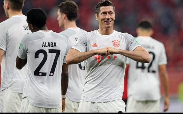 主砲レヴァンドフスキがさすがの2ゴール! 欧州王者バイエルンがティグレス待つ決勝進出!《クラブ・ワールドカップ》