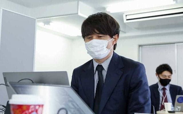 プロから“サラリーマン選手”へ　J通算435試合出場の小林祐三がアマ転向を決めたワケ