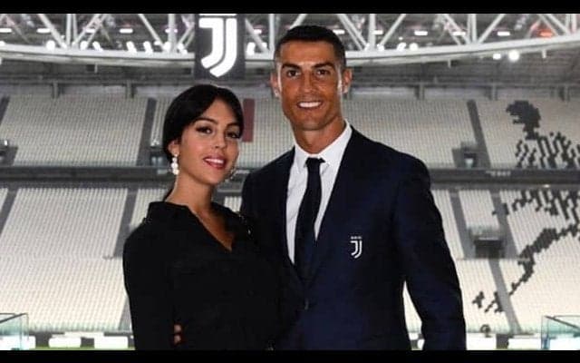 C・ロナウド 癌で苦しむ少年を救う...ジョルジーナと共に治療費を寄付