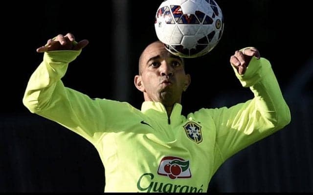 Jリーグ行きも噂された元ブラジル代表FW、給与削減で契約延長の可能性