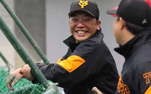 巨人・阿部2軍監督の“愛のムチ”に悶絶　ルーキー思わず倒れ込み「やっば…」