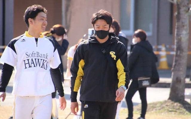 コロナ禍で奔走する新人広報　元鷹選手・西田哲朗氏が裏方転身を決断した感謝の思い