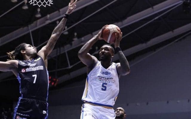 滋賀レイクスターズが島根スサノオマジックに1点差の辛勝…ハミルトンが21得点7リバウンドとチームをけん引