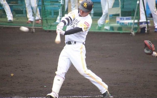 鷹ドラ3牧原巧は只者じゃない!?　初A組参加で“怪物”杉山から一振りでプロ初安打