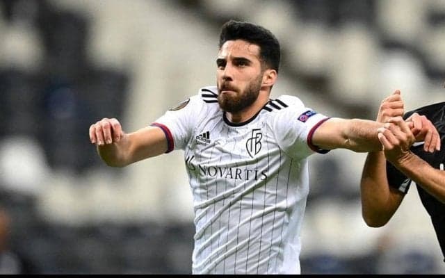 衝撃のロングシュート！重力無視のロケットランチャーゴール【インクレディブル・ゴールズ】