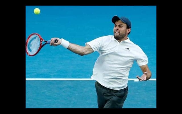  世界114位 シュワルツマン破る 