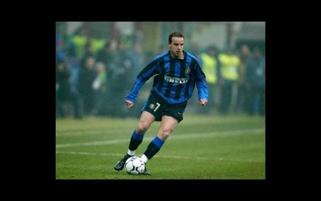 元オランダ代表の地獄からの生還。YouTuberとなって暴露連発＆若手に忠告