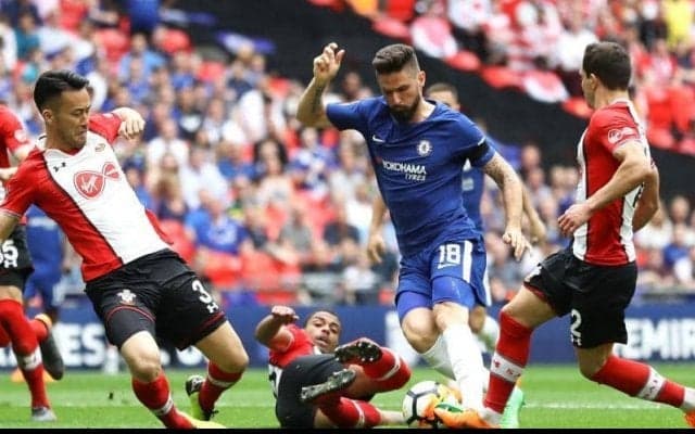 大型FWらしからぬ華麗なステップ！ジルーがセインツディフェンスを翻弄【スーパーゴール図鑑/チェルシー編】