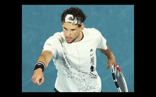  ティーム「壮絶な試合」制す 