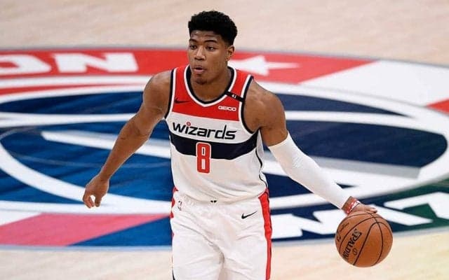 【NBA】八村塁、同僚スターとの深々“合掌あいさつ”に米反響「サムライ」「強そうな写真」