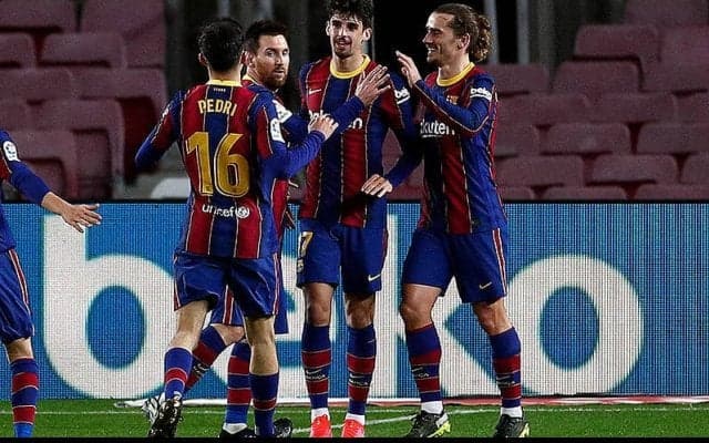 トリンコンとメッシがドブレーテの共演! バルサがリーグ7連勝でPSG戦へ《ラ・リーガ》