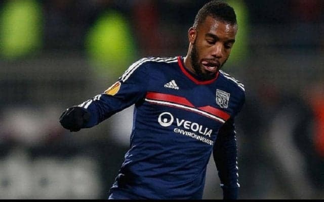 リヨン時代の若きラカゼットが天才的当て勘で叩き込んだボレーシュート【インクレディブル・ゴールズ】