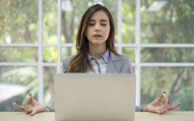 ヨガ専門家が教えるイライラ対処法。「ネガティブな感情を否定しない」