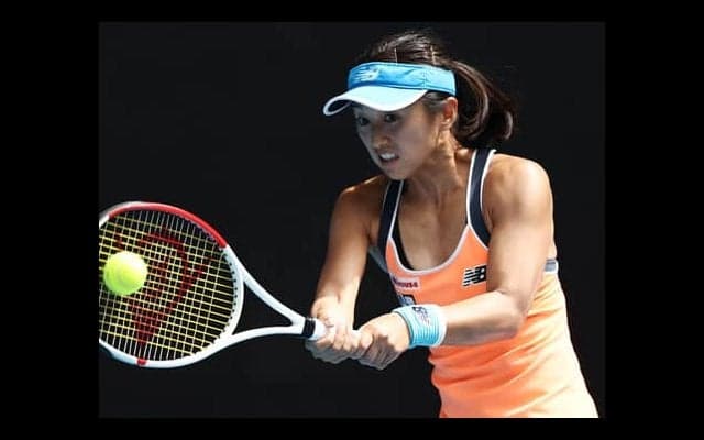 土居美咲 相手棄権で16強へ