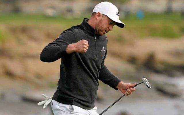 画面から消えた!?　超リカバリー後の珍リアクションに米笑撃「爆笑」「何が起きた？」