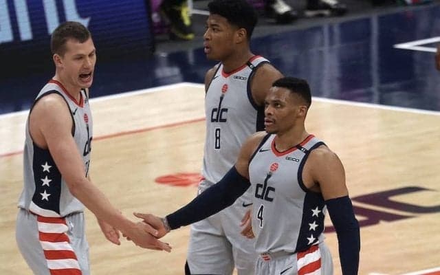 ビールが35得点を挙げたウィザーズがセルティックスに快勝！…八村は4つのダンクを含む15得点と躍動