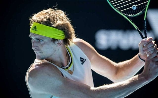 全豪OPでズべレフの練習を撮影していたカメラマンにハプニング