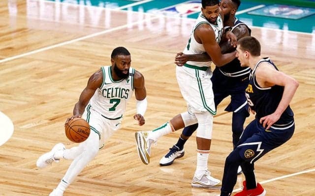 セルティックスがナゲッツの得点を2ケタに抑えて完勝…連敗を2で止める