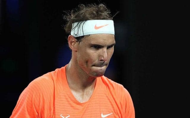 ナダル 快勝ムードから一転まさかの大逆転負け。チチパスに敗れ4強逃す