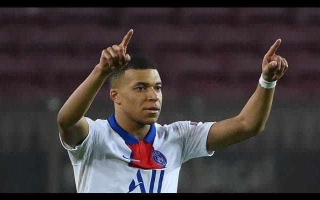 バルサを圧倒したエムバペ 22歳にしてジダンを越える