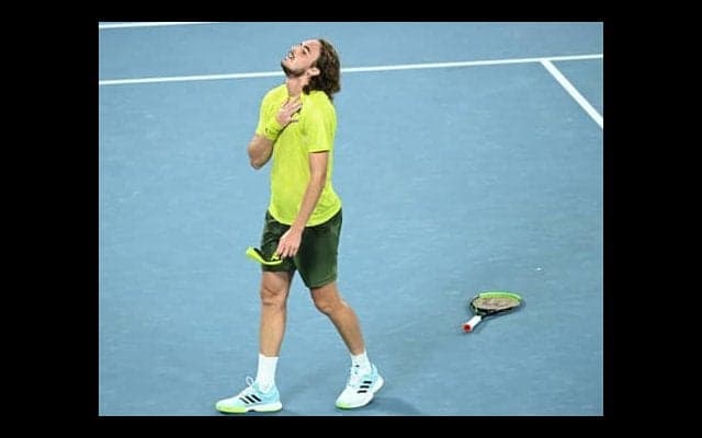  チチパス 大逆転でナダル撃破 