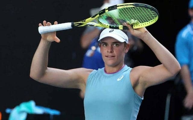 大坂なおみと決勝ブレイディ　完全隔離の“ハンデ”に米注目「14日間一歩も出られず」