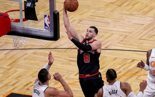 ブラッドリー・ビールがブルズのエース、ザック・ラヴィーンを猛プッシュ