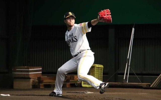 ソフトバンク千賀、宝刀フォークも解禁　キャンプ2度目ブルペンで30球投げる