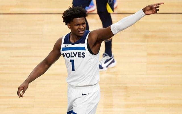 【NBA】渡邊雄太の上から叩き込む　全体ドラ1逸材の片手ダンクに米騒然「月まで届きそう」