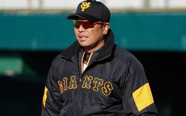 「こういう練習風景たまらん」　巨人阿部2軍監督の捕手復活“ツンデレ指導”が秀逸