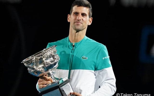 難しい状況が重なった中での優勝にジョコビッチ「この4週間はジェットコースターのような気分」