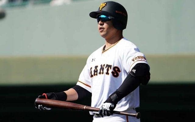 巨人中島にベンチから…　フェン直二塁打も「プロテイン飲んで！」「飯食って！」