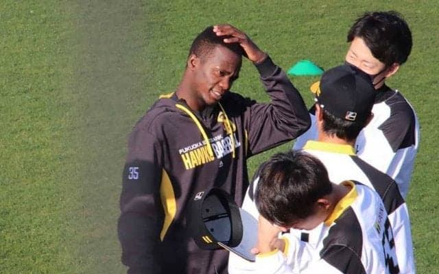 鷹モイネロが宮崎キャンプに合流　奥村と育成選手の大関がA組に昇格