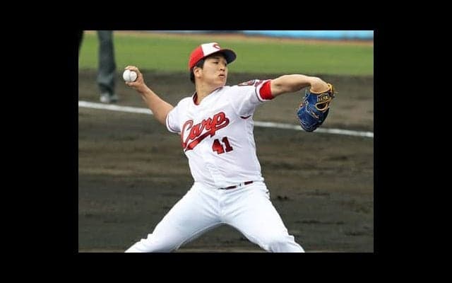 プロ初登板、あと少しでノーヒット・ノーラン。あの衝撃から４年、広島ドラ１の今