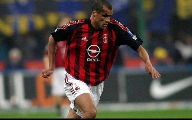 ボックスを対角線に切り裂く！ブラジルのレジェンド、リバウドが決めた強烈グラウンダーシュート【インクレディブル・ゴールズ】