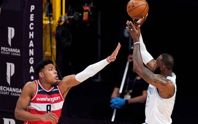 【NBA】八村塁、レブロン防いだ“1巡目コンビ”を米記者称賛「チームの未来を物語っている」