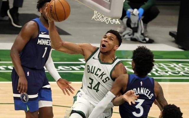 バックスがウルブズを破り3連勝…今シーズン最多の139得点をマーク