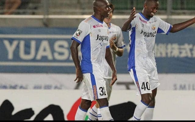 ビクトル・イバルボの去就が開幕目前に決着！ 長崎が契約更新を正式発表