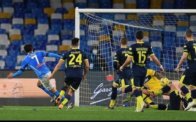 4vs1でも止められず！ナポリMFが見せた圧巻の単独中央突破【インクレディブル・ゴールズ】