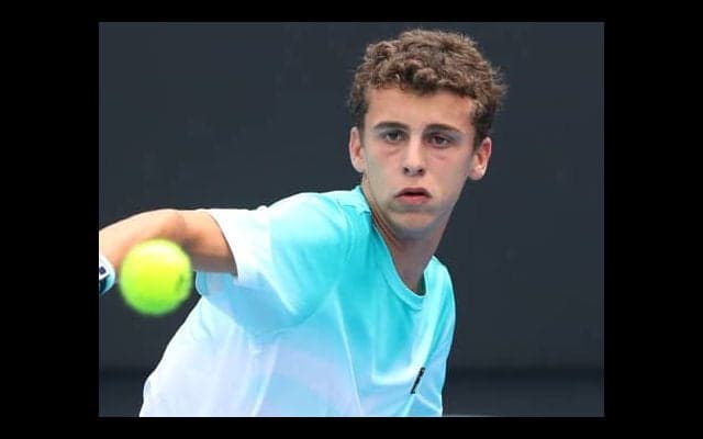  世界335位の19歳が番狂わせ 