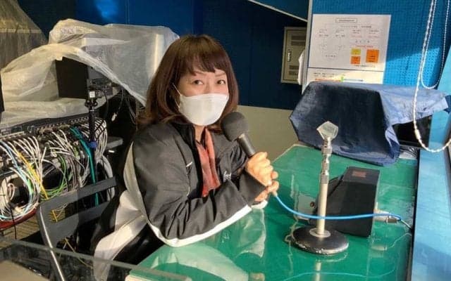 場内アナ31年目　ロッテ谷保さん愛用マイクをオークション出品「名残惜しいですが…」