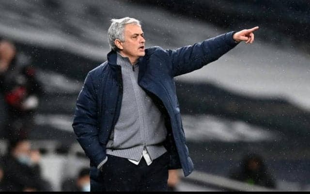 不振のモウリーニョ監督、指揮官につきまとうプレッシャーは「酸素のようなもの」と持論