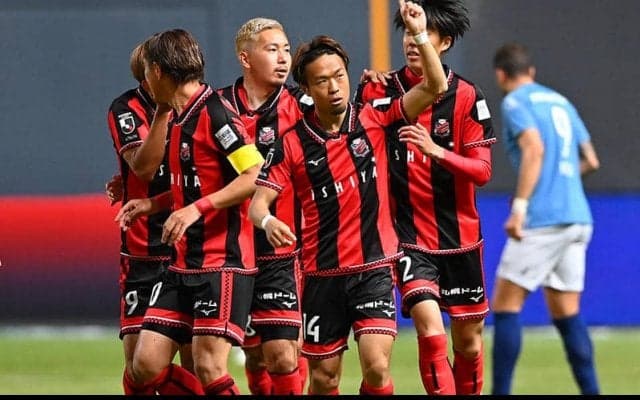 札幌が9年ぶり本拠開幕戦で最高の船出！ 横浜FC相手に5ゴール快勝で飾る《J1》