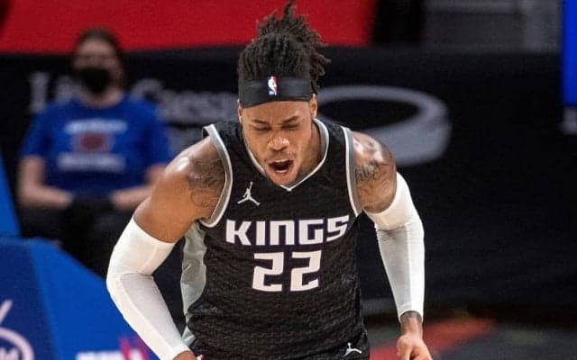 キングスがピストンズを下して9連敗から脱出、約3週間ぶりに勝利を飾る