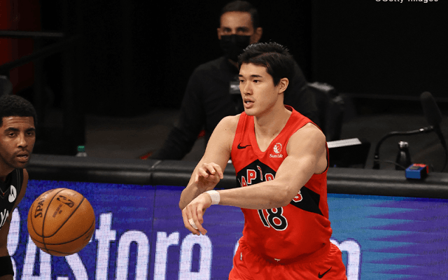 ラプターズがロケッツに11点差の快勝、渡邊雄太は4試合ぶりの出場で4得点をマーク